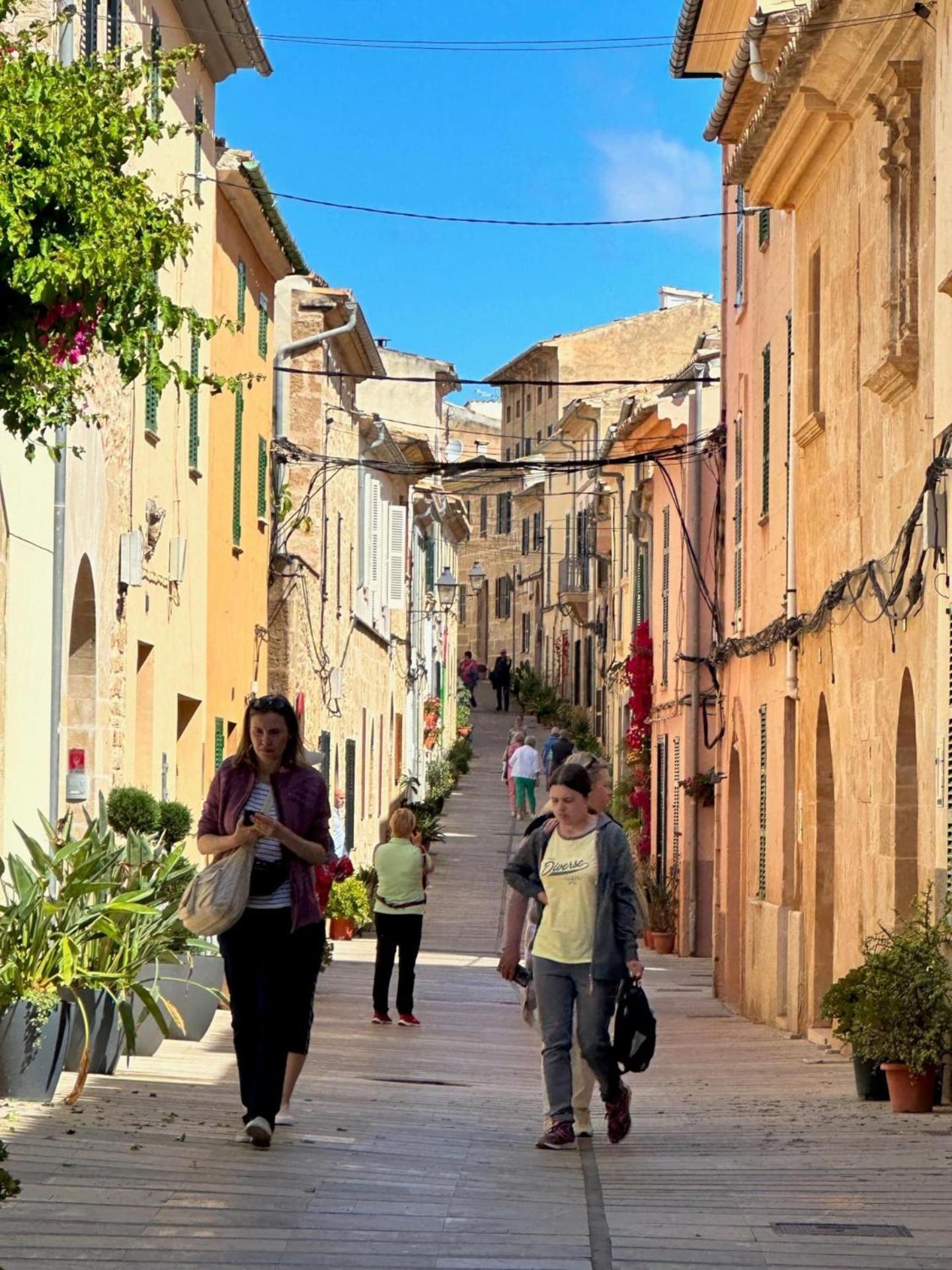 Tanquetes De Xanet By Vintage Travel Alcudia (Mallorca)