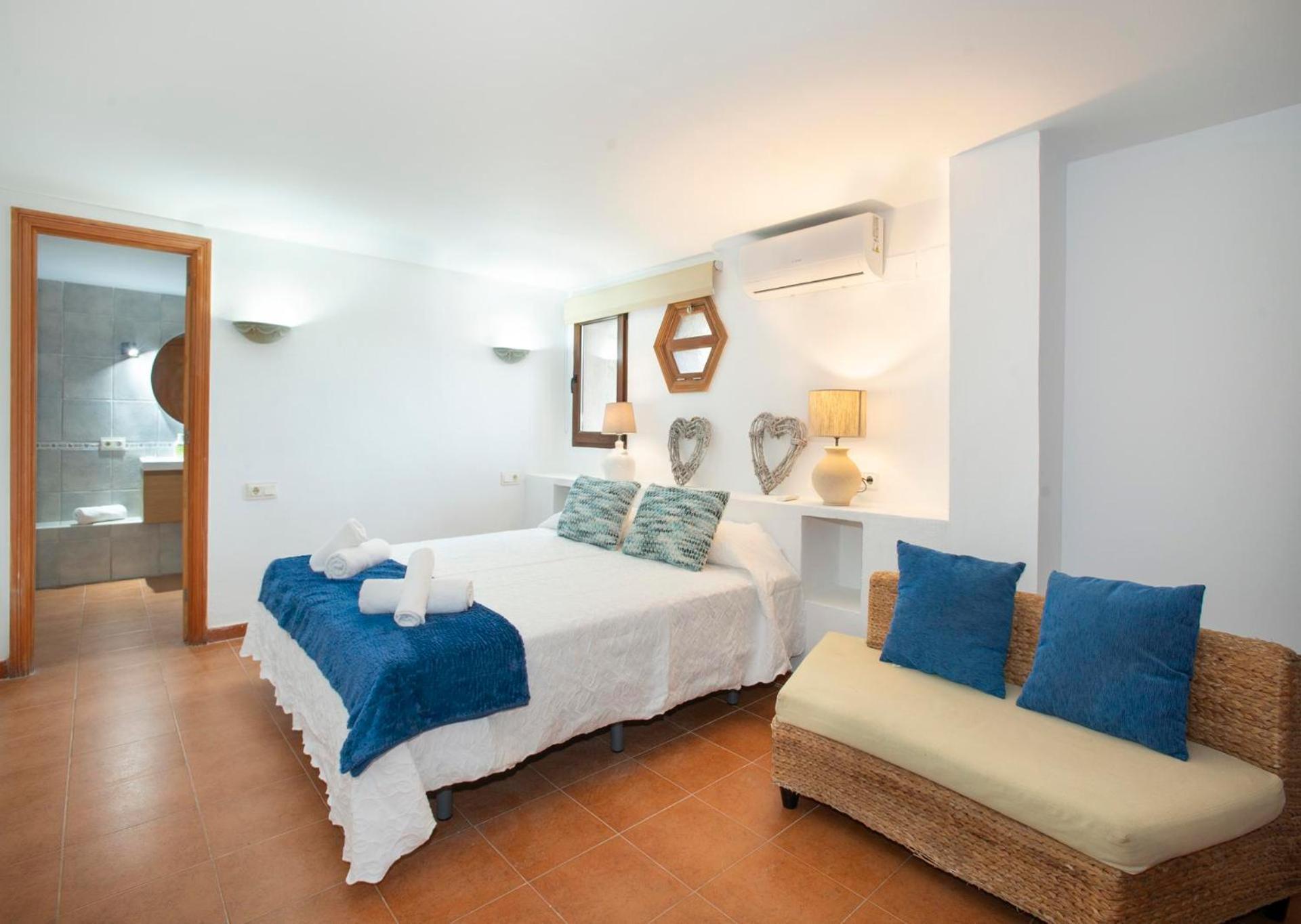 Villa Tanquetes De Xanet By Vintage Travel *